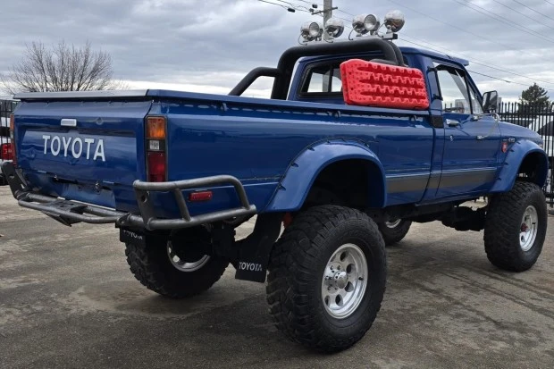 1982 Toyota Hilux 3rd Gen - Image 3 of 7