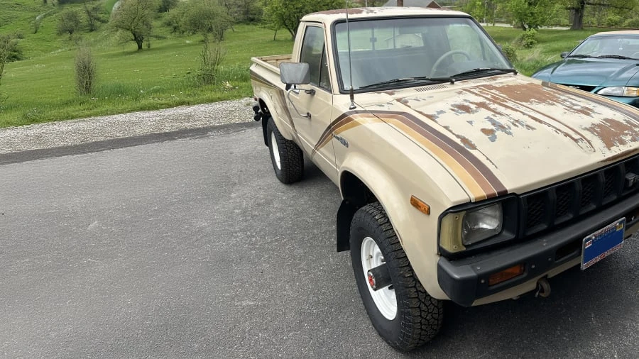 1982 Toyota Hilux 3rd Gen - Image 9 of 9