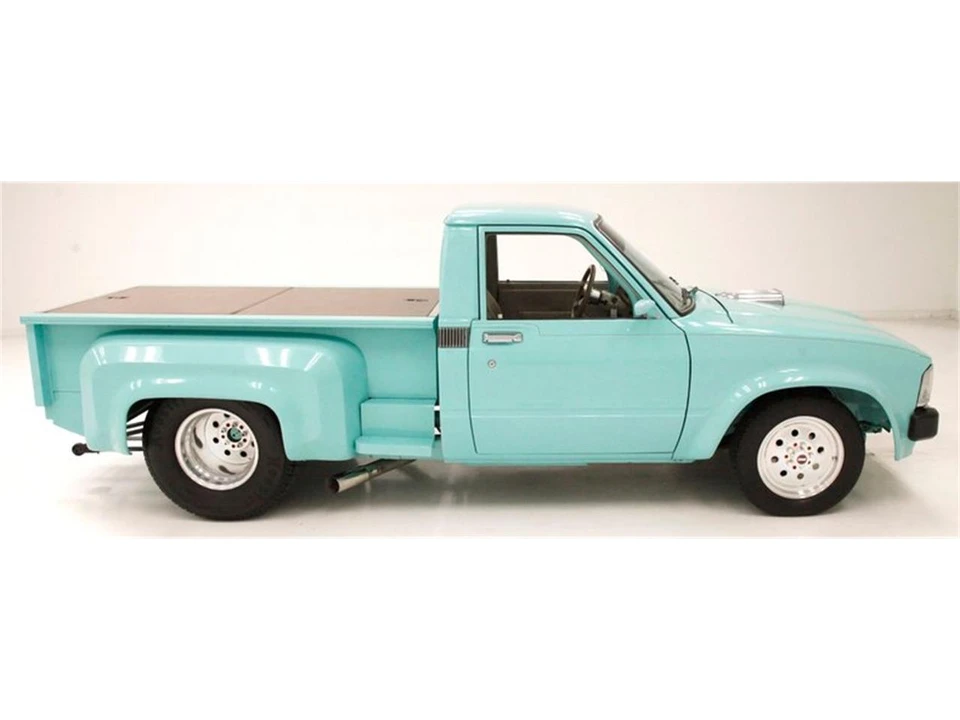 1982 Toyota Hilux 3rd Gen - Image 3 of 31