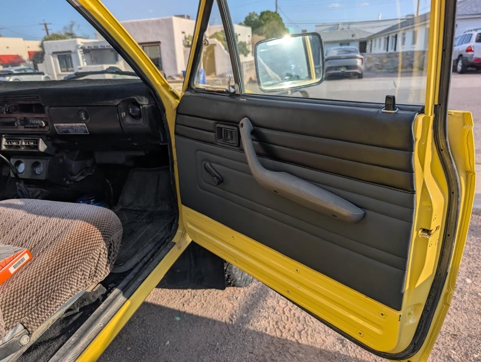 1982 Toyota Hilux 3rd Gen - Image 4 of 7