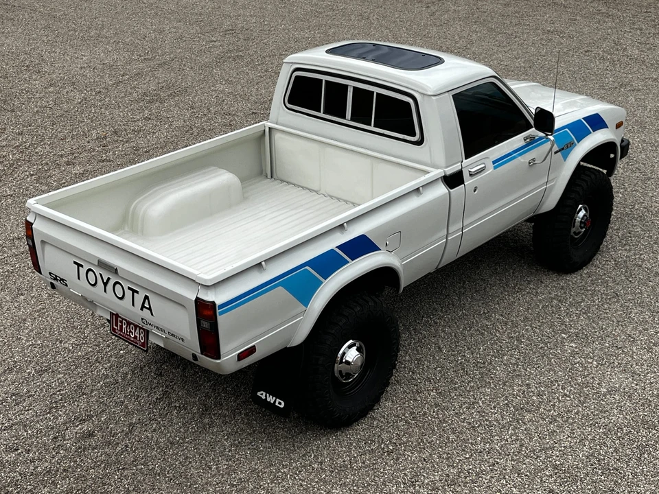 1982 Toyota Hilux 3rd Gen - Image 17 of 31