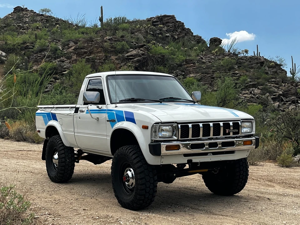 1982 Toyota Hilux 3rd Gen - Image 11 of 31
