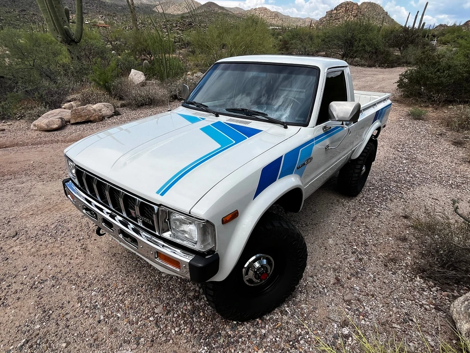 1982 Toyota Hilux 3rd Gen - Image 2 of 31