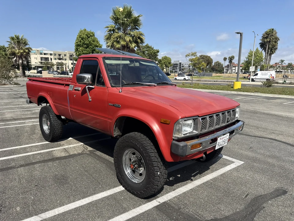1982 Toyota Hilux 3rd Gen - Image 14 of 31