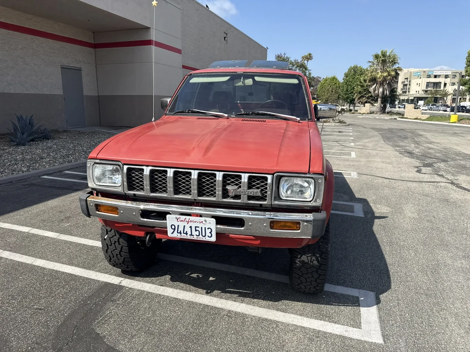 1982 Toyota Hilux 3rd Gen - Image 8 of 31
