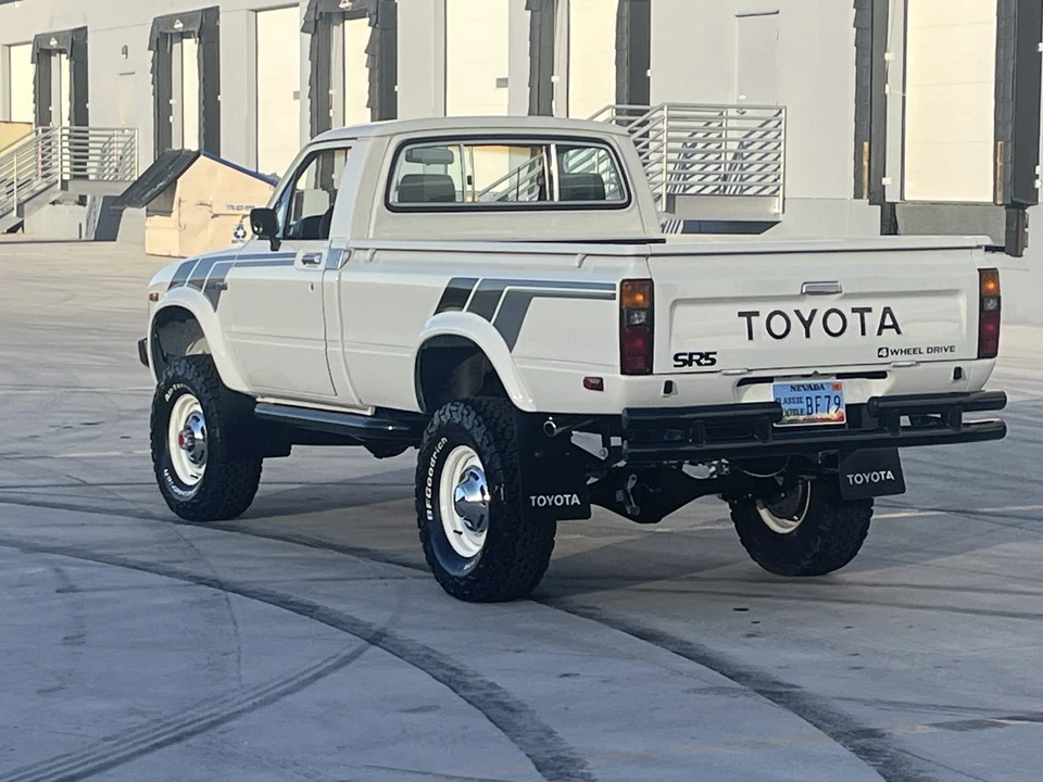 1982 Toyota Hilux 3rd Gen - Image 5 of 31