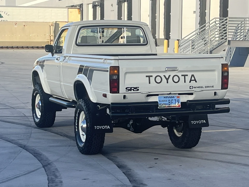 1982 Toyota Hilux 3rd Gen - Image 6 of 31