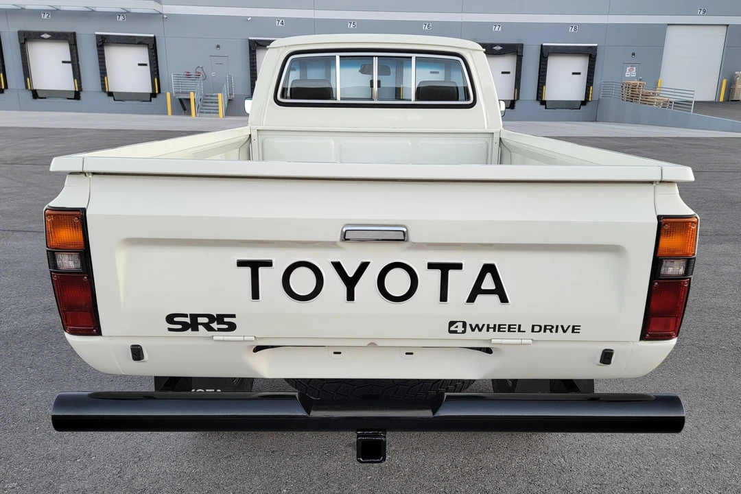 1982 Toyota Trekker - Image 5 of 31