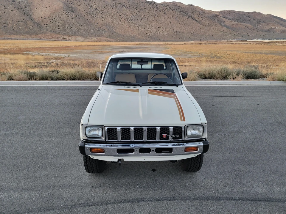 1982 Toyota Trekker - Image 7 of 31