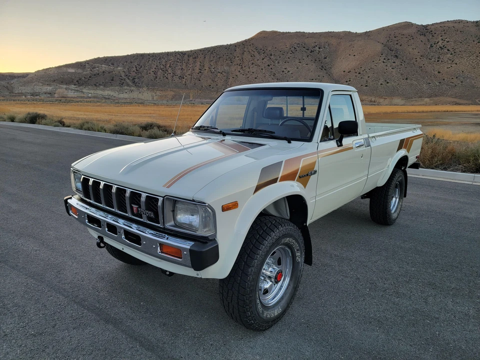 1982 Toyota Trekker - Image 12 of 31