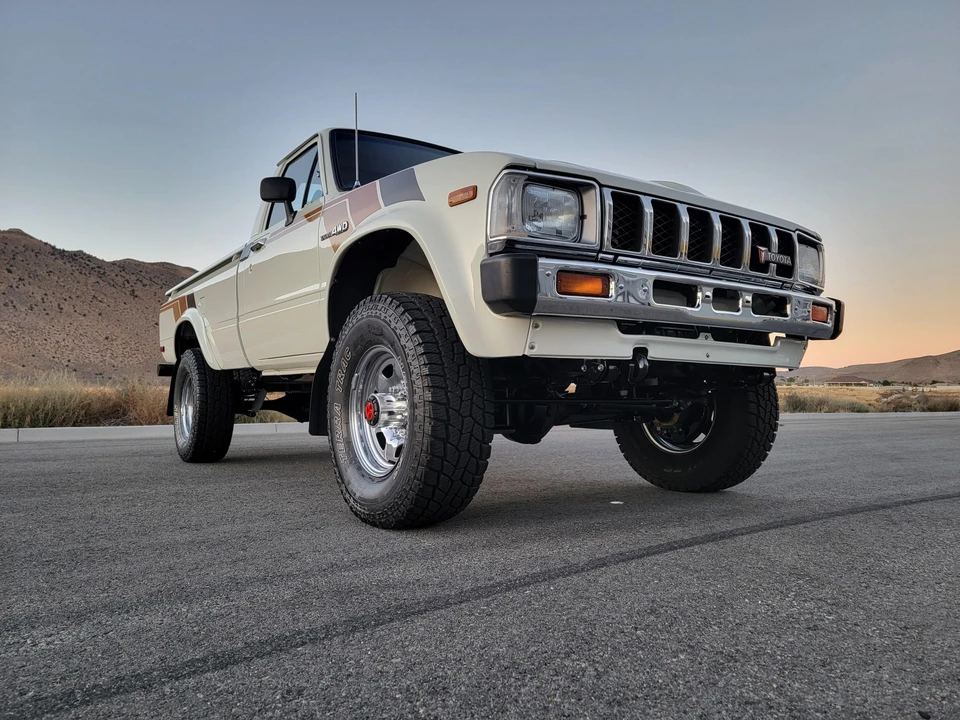 1982 Toyota Trekker - Image 17 of 31
