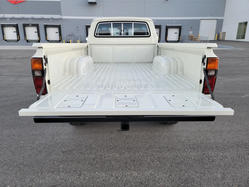 1982 Toyota Trekker - Image 24 of 31