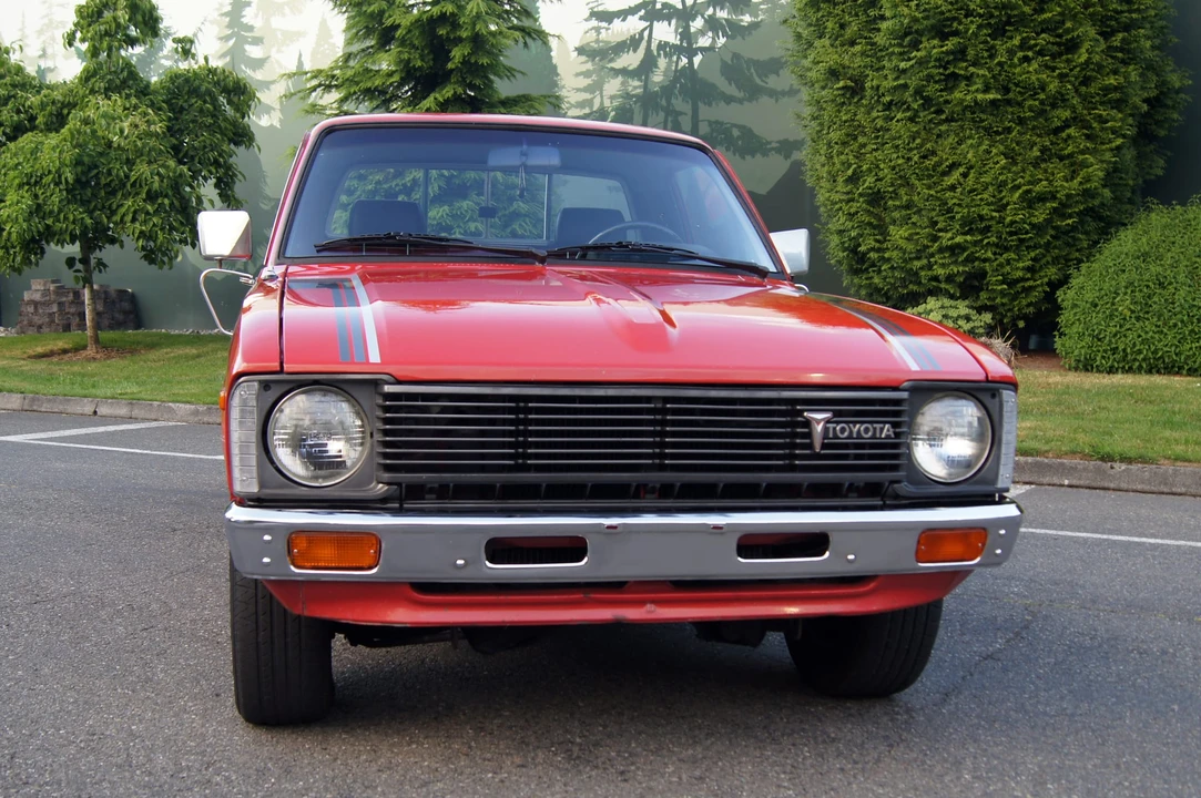 1982 Toyota Hilux 3rd Gen - Image 11 of 31