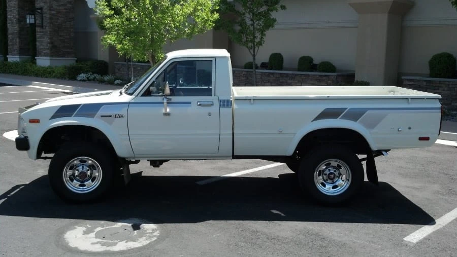 1982 Toyota Trekker - Image 9 of 9