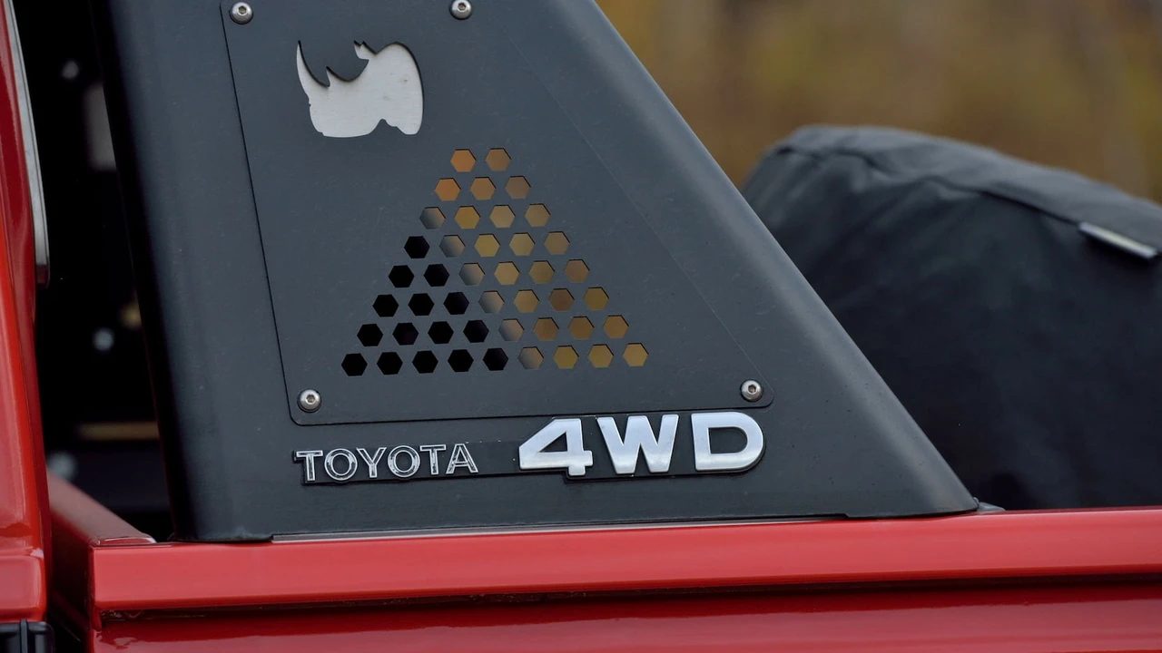 1982 Toyota Hilux 3rd Gen - Image 9 of 24