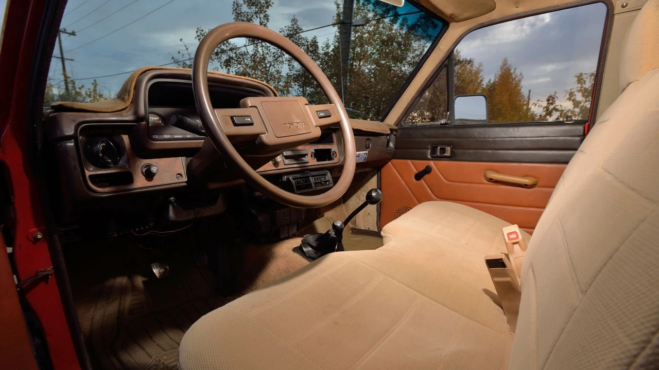 1982 Toyota Hilux 3rd Gen - Image 22 of 24