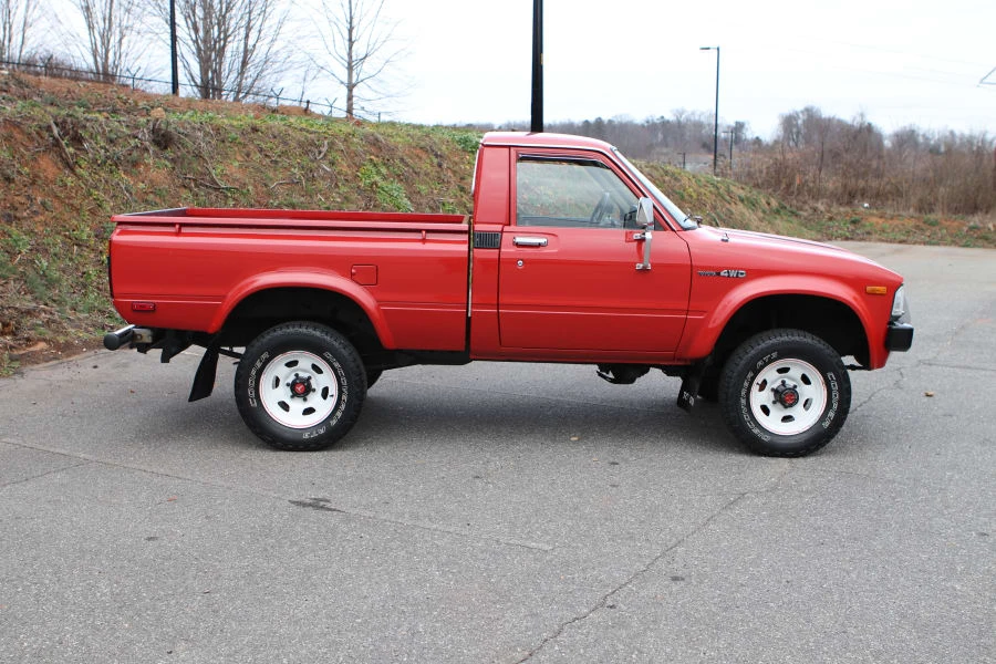 1982 Toyota Hilux 3rd Gen - Image 6 of 31