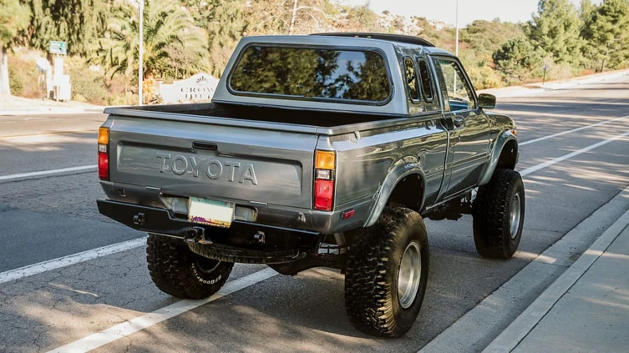 1982 Toyota Hilux 3rd Gen - Image 9 of 31