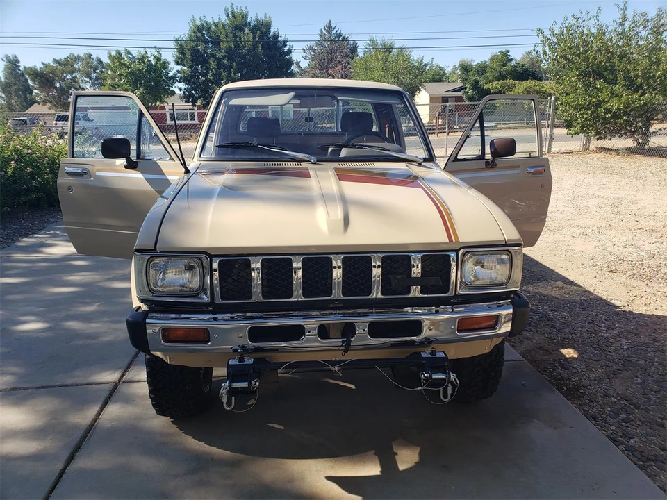 1982 Toyota Hilux 3rd Gen - Image 2 of 17