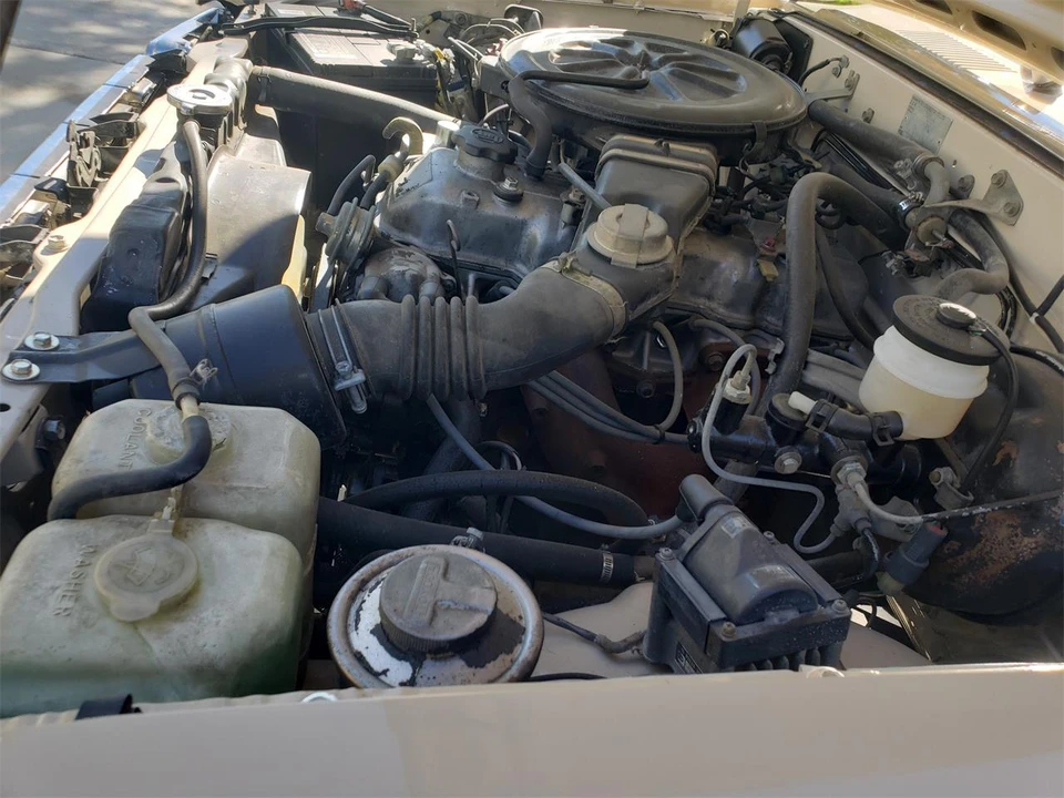 1982 Toyota Hilux 3rd Gen - Image 15 of 17