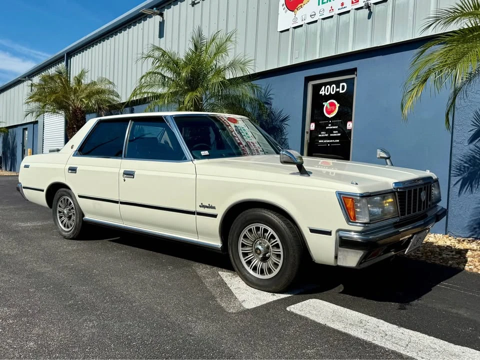 1982 Toyota Crown 6th Gen - Image 3 of 20
