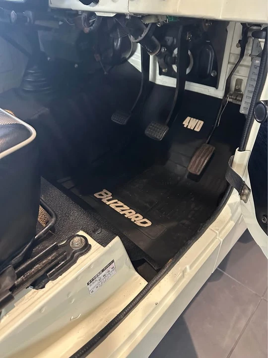 1982 Toyota Trekker - Image 13 of 14