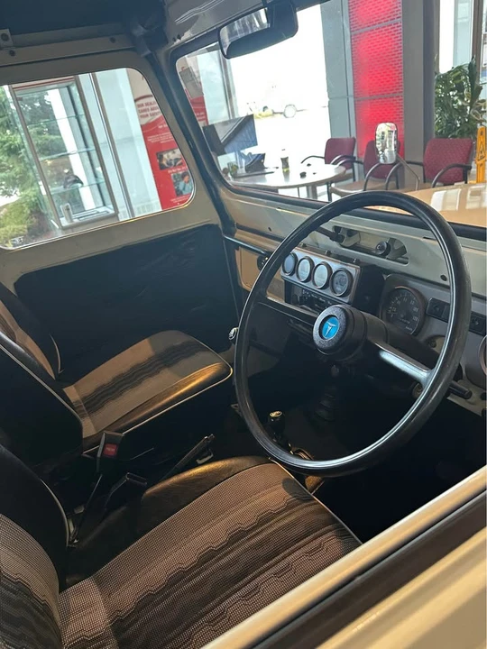 1982 Toyota Trekker - Image 12 of 14