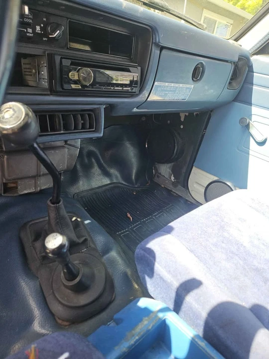 1982 Toyota Hilux 3rd Gen - Image 12 of 14