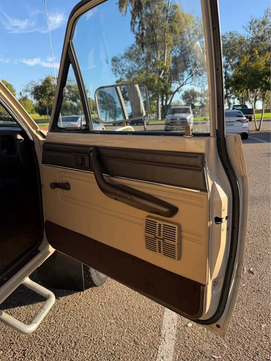 1982 Toyota Hilux 3rd Gen - Image 8 of 17