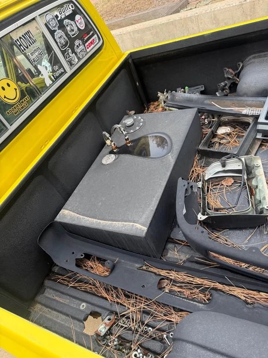 1982 Toyota Hilux 3rd Gen - Image 3 of 7