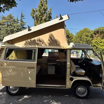 1982 Volkswagen Westfalia Camper Bus