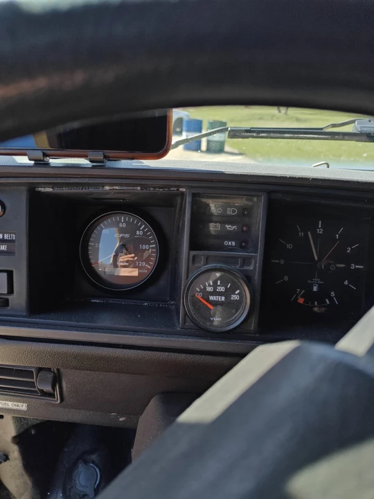 1982 Volkswagen Vanagon - Image 15 of 31