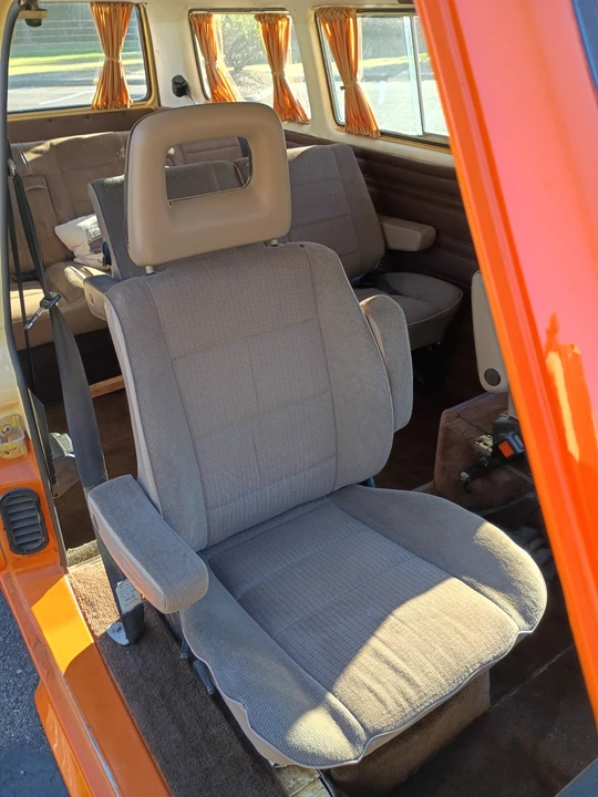 1982 Volkswagen Bay-Window Bus - Image 20 of 21