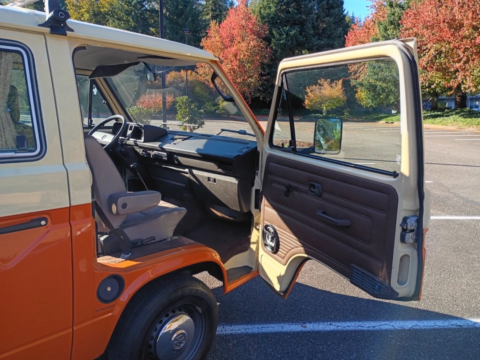 1982 Volkswagen Bay-Window Bus - Image 18 of 21