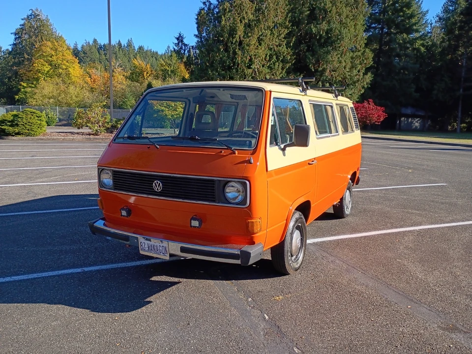 1982 Volkswagen Bay-Window Bus - Image 2 of 21
