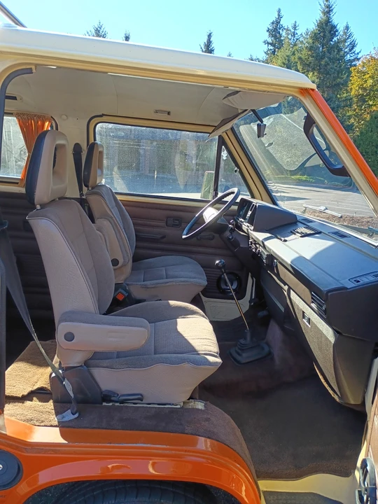 1982 Volkswagen Bay-Window Bus - Image 19 of 21