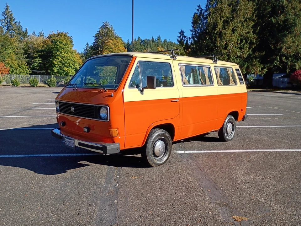 1982 Volkswagen Bay-Window Bus - Image 4 of 21