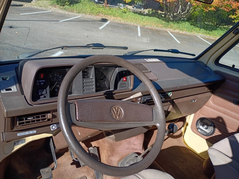 1982 Volkswagen Bay-Window Bus - Image 14 of 21