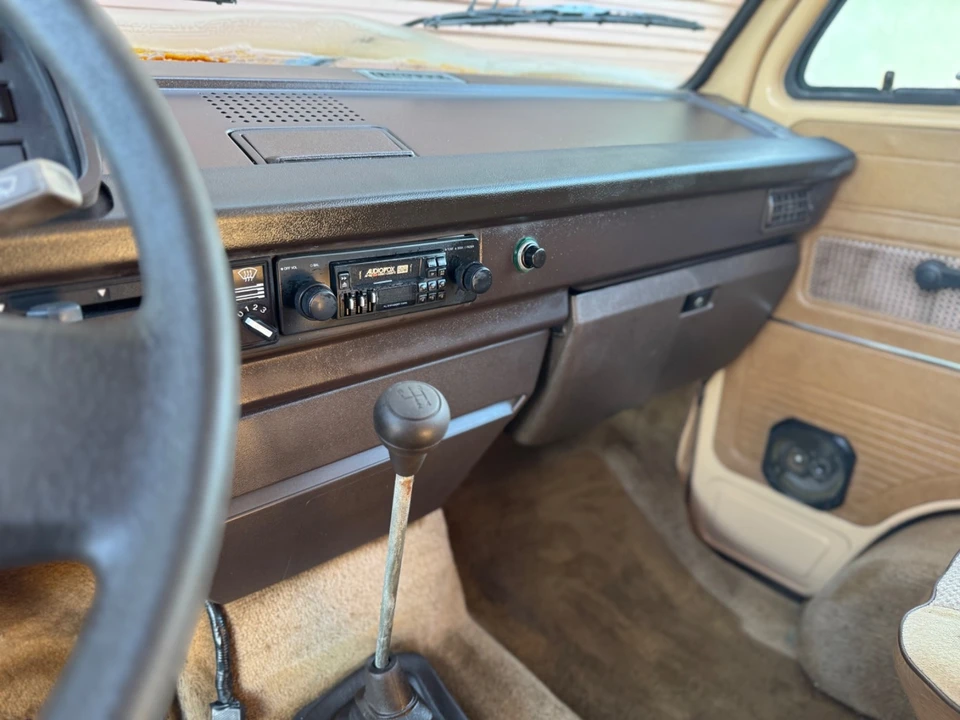 1982 Volkswagen Bay-Window Bus - Image 14 of 21