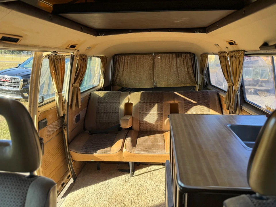 1982 Volkswagen Bay-Window Bus - Image 13 of 21
