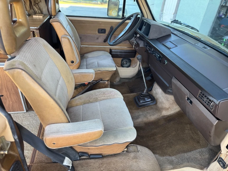 1982 Volkswagen Bay-Window Bus - Image 18 of 21