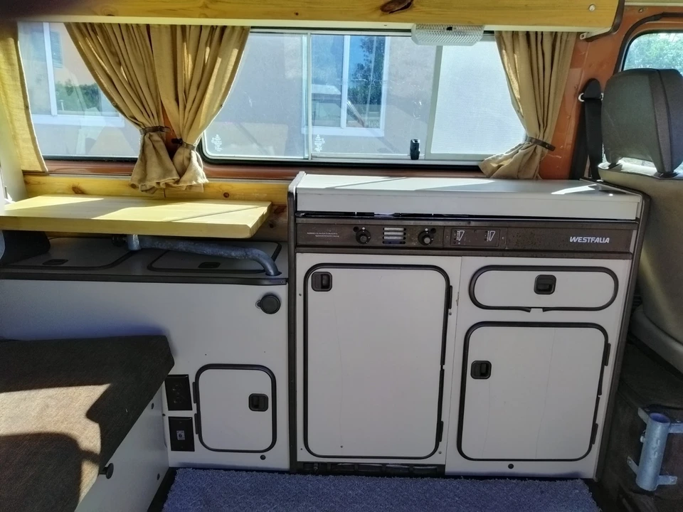 1982 Volkswagen Bay-Window Camper - Image 8 of 15