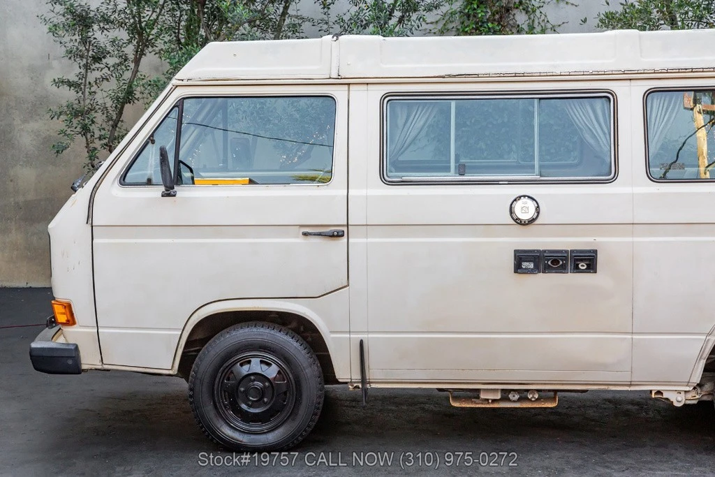1982 Volkswagen Vanagon - Image 13 of 24