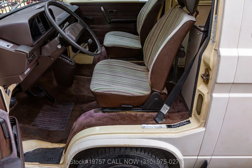 1982 Volkswagen Vanagon - Image 20 of 24