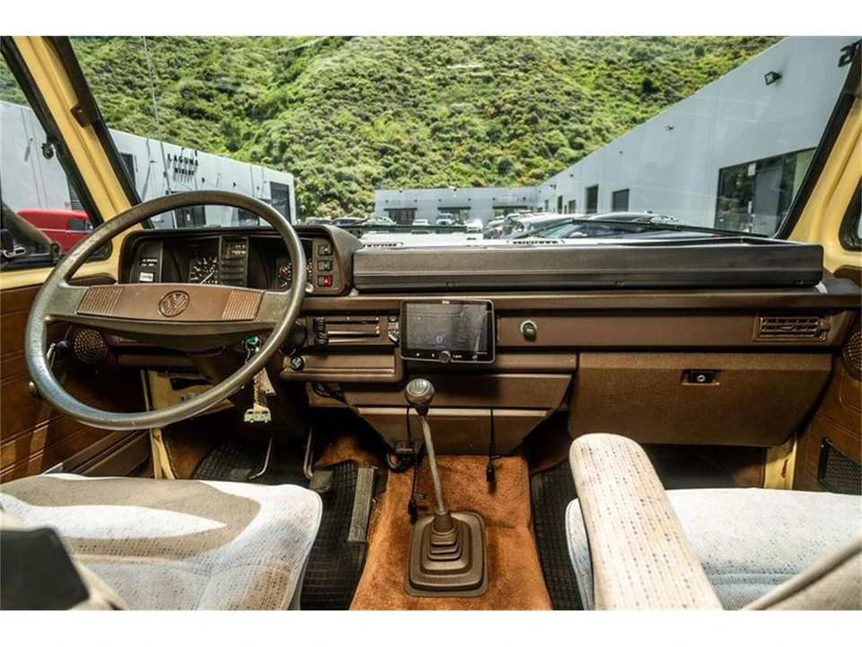 1982 Volkswagen Vanagon - Image 6 of 31