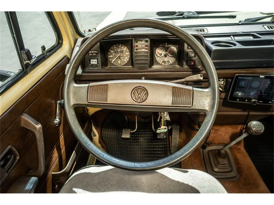 1982 Volkswagen Vanagon - Image 7 of 31