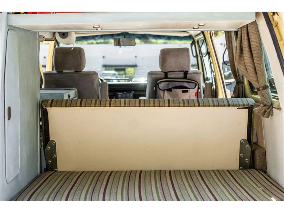 1982 Volkswagen Vanagon - Image 23 of 31