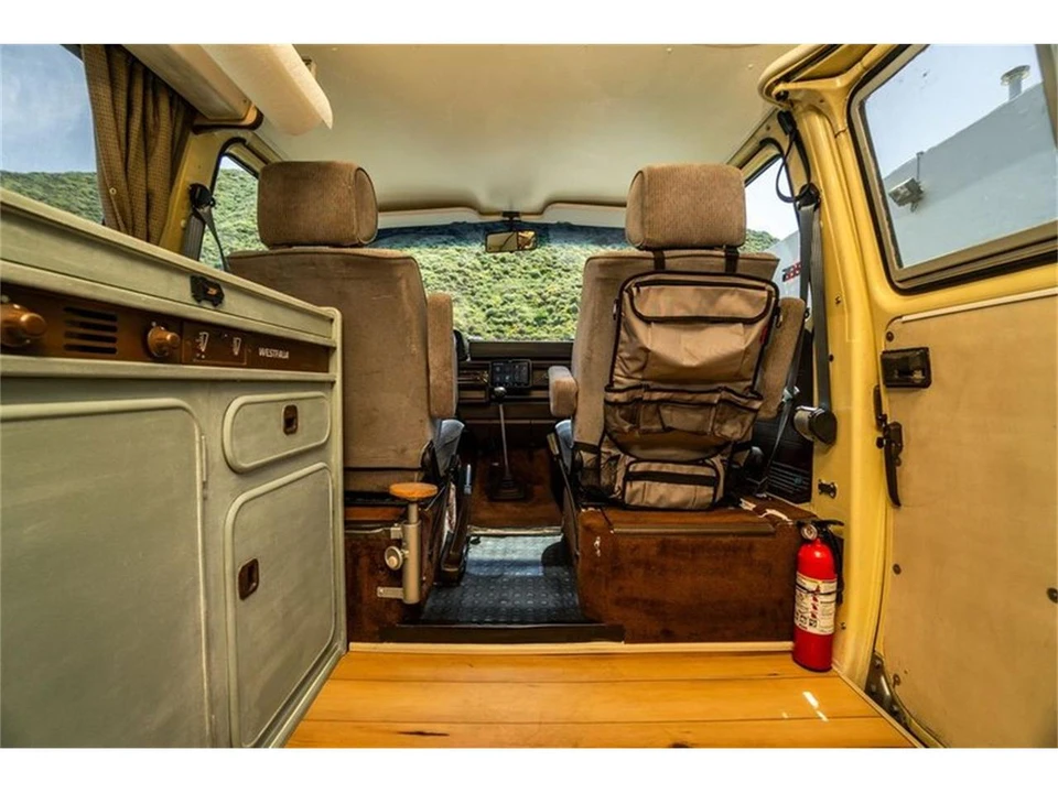 1982 Volkswagen Vanagon - Image 24 of 31