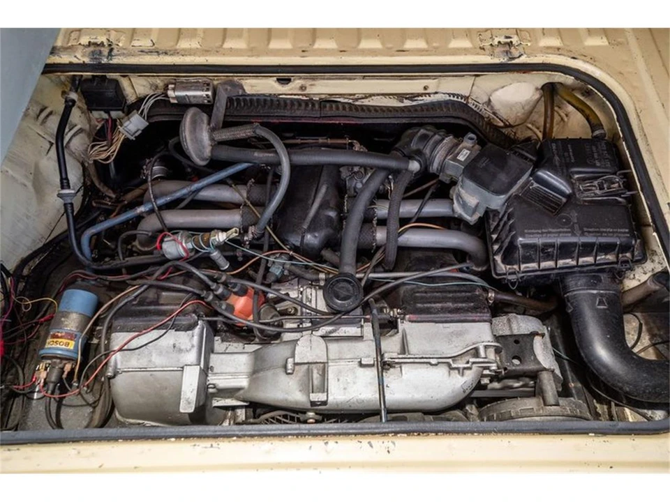 1982 Volkswagen Vanagon - Image 19 of 31