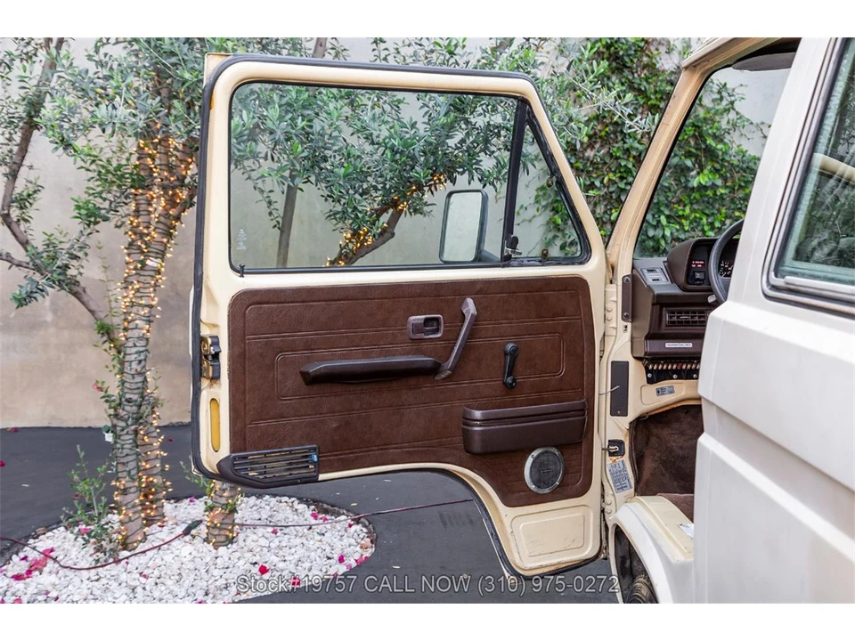 1982 Volkswagen Vanagon - Image 18 of 31